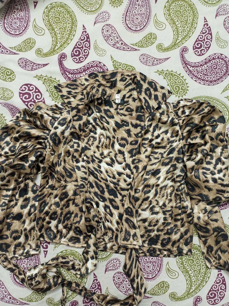 Leopard Print Tie-Up Blouse