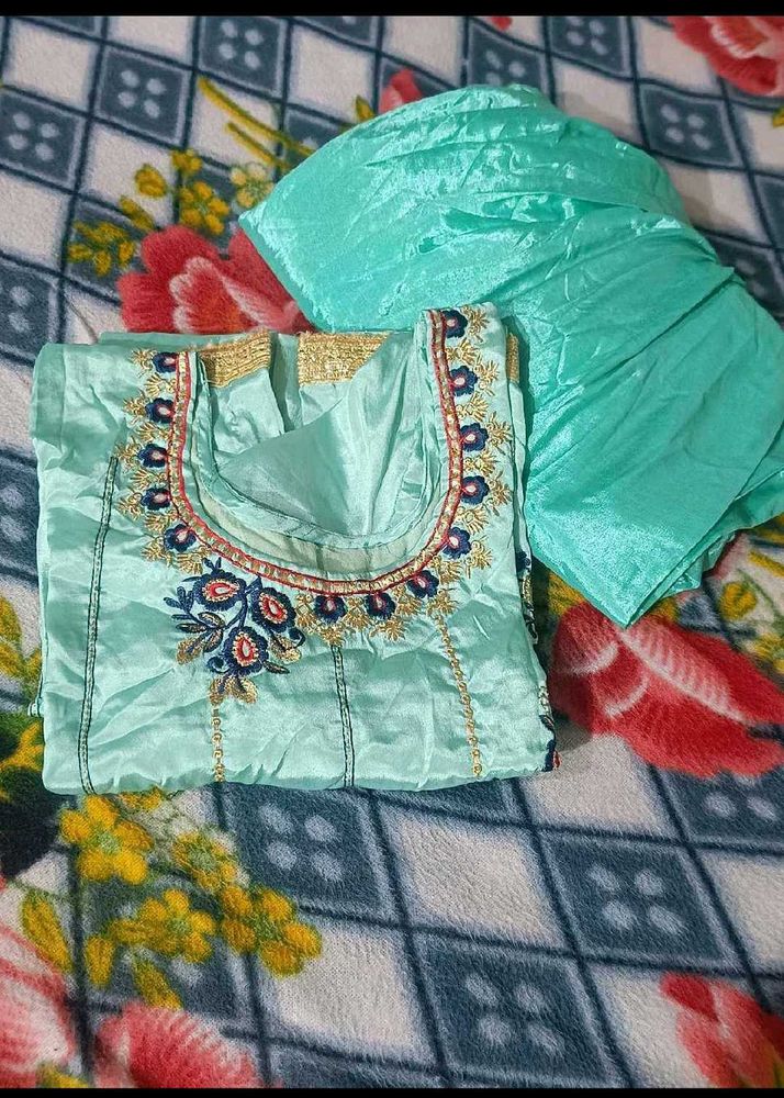 Beautiful ❤❤❤❤suit without dupatta