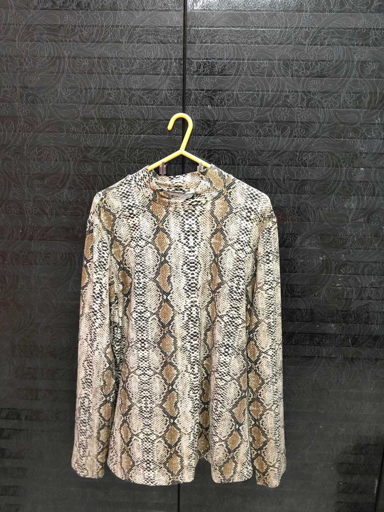 Stylish Snake Print Mock Neck Top