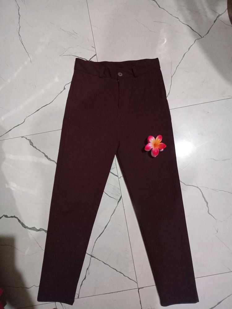 women Maroon formal pant