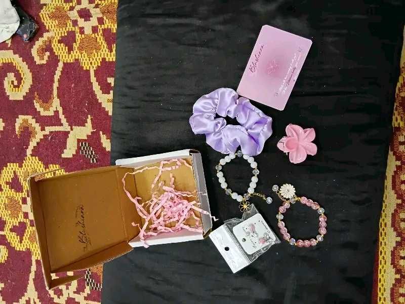 Cute Hair Accessories &amp; Bracelets Set