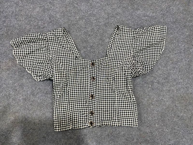 Gingham crop top