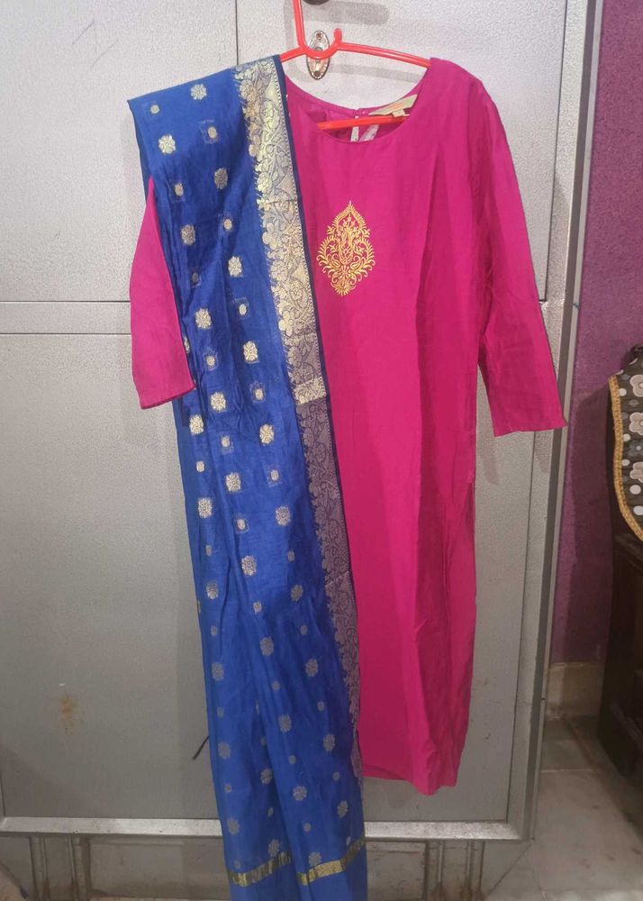 Elegant Kurta set (like new)