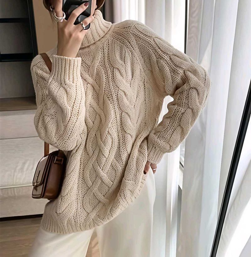 New with tag Cream Cable Knit Turtleneck Sweater