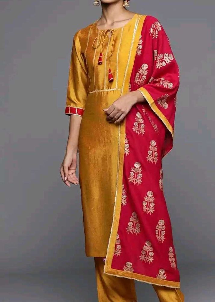 Libas Mustard Kurta Set with Red Dupatta