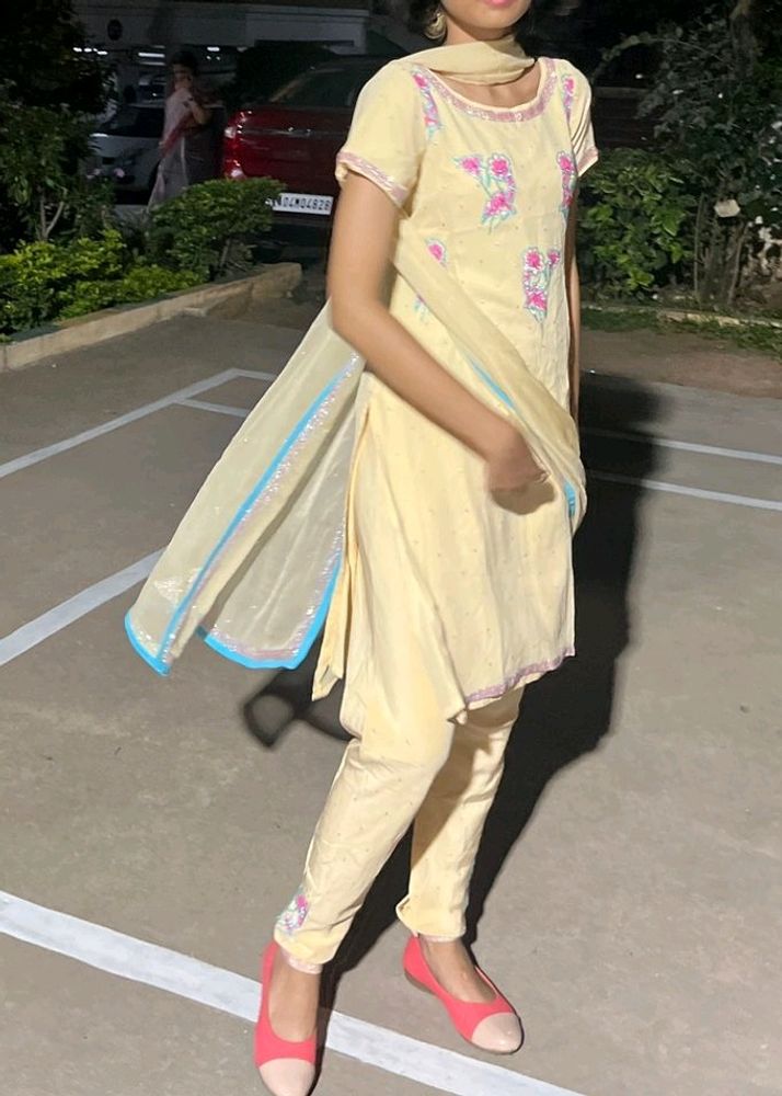 Cream Pure Silk Crepe Churidar Suit With Dupatt