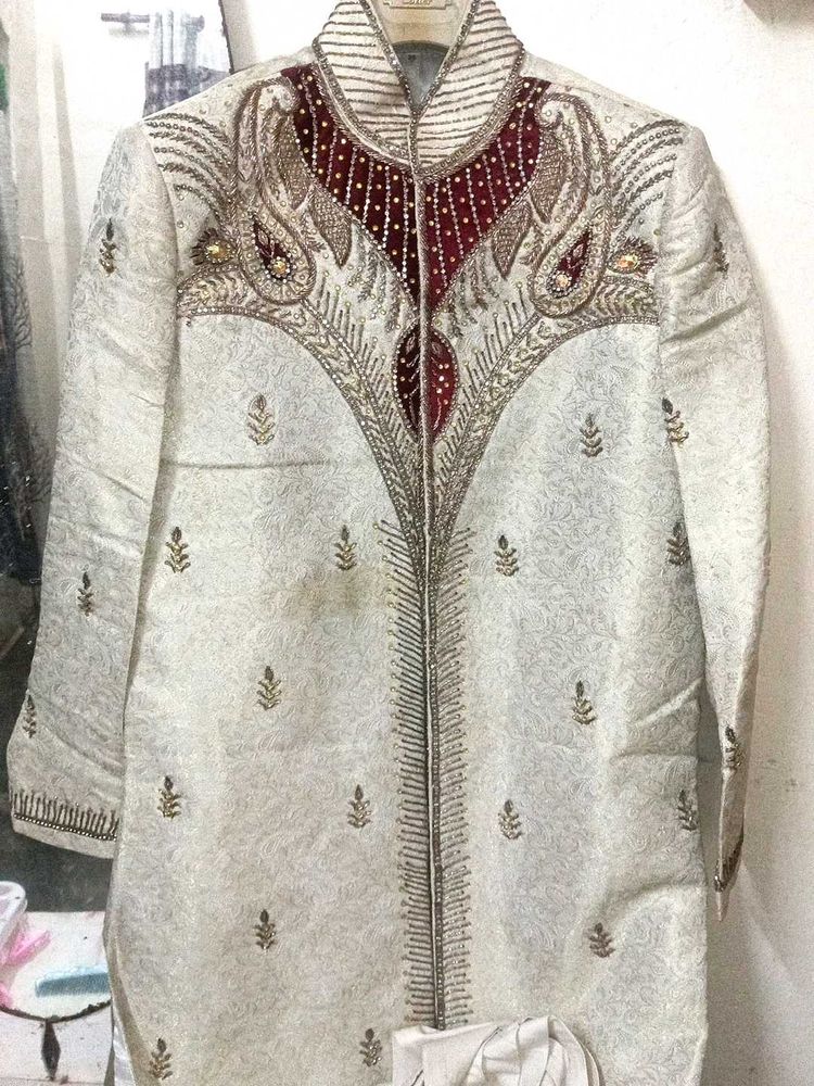 Offers🎇Creamy White And Maroon Sherwani