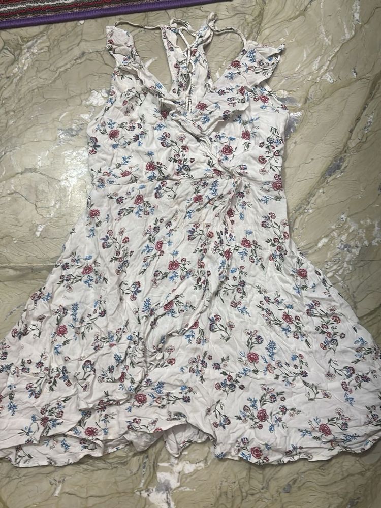 Charming Floral Print Mini Dress