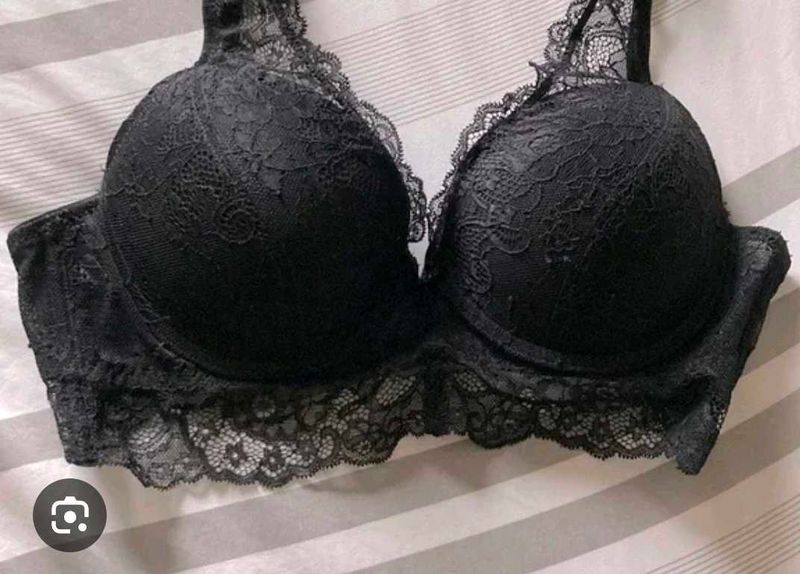 Lace Detail Bra with beautiful brief