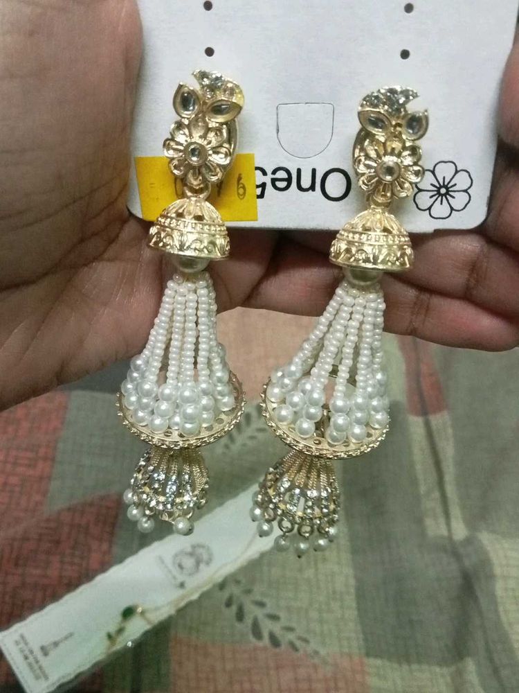 Elegant Pearl Dangle Earrings