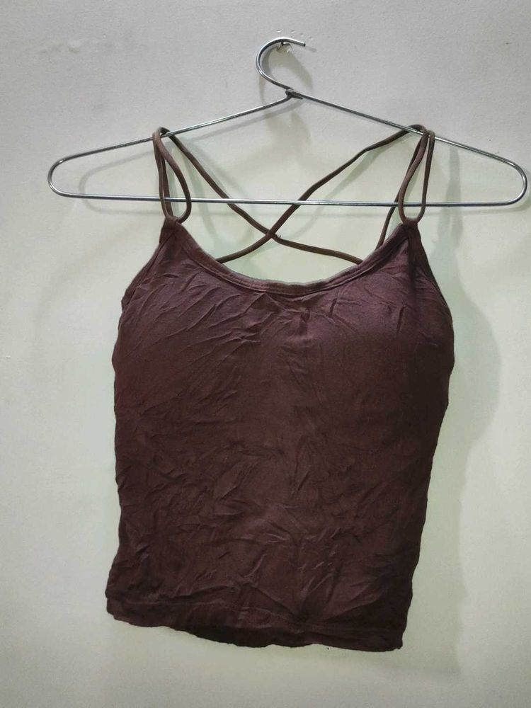 Criss-Cross Strap Sports Bralette top