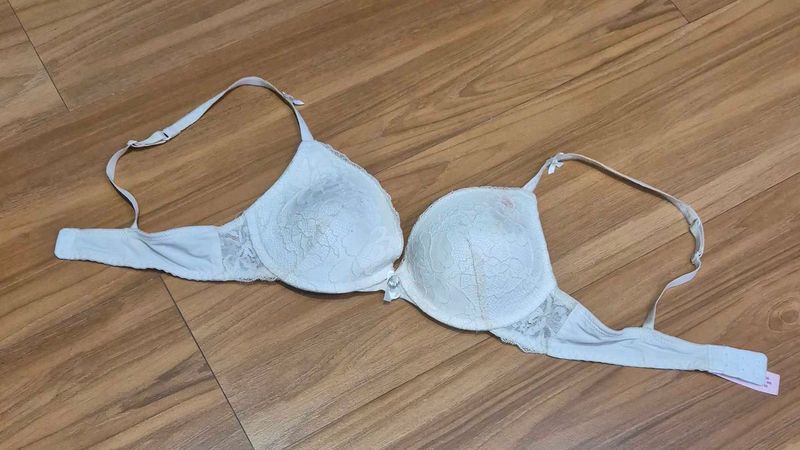 Hunkemoller Lace Detail Padded Bra