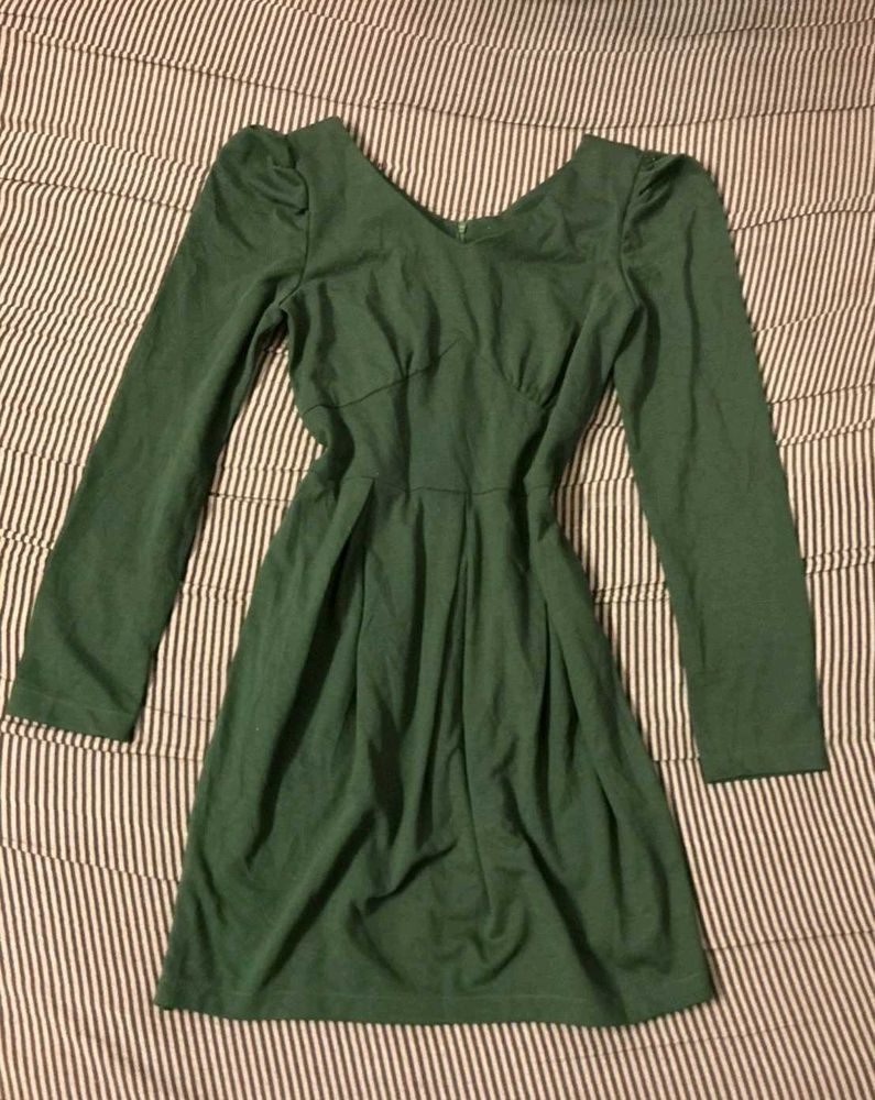 Green Long Sleeve Dress