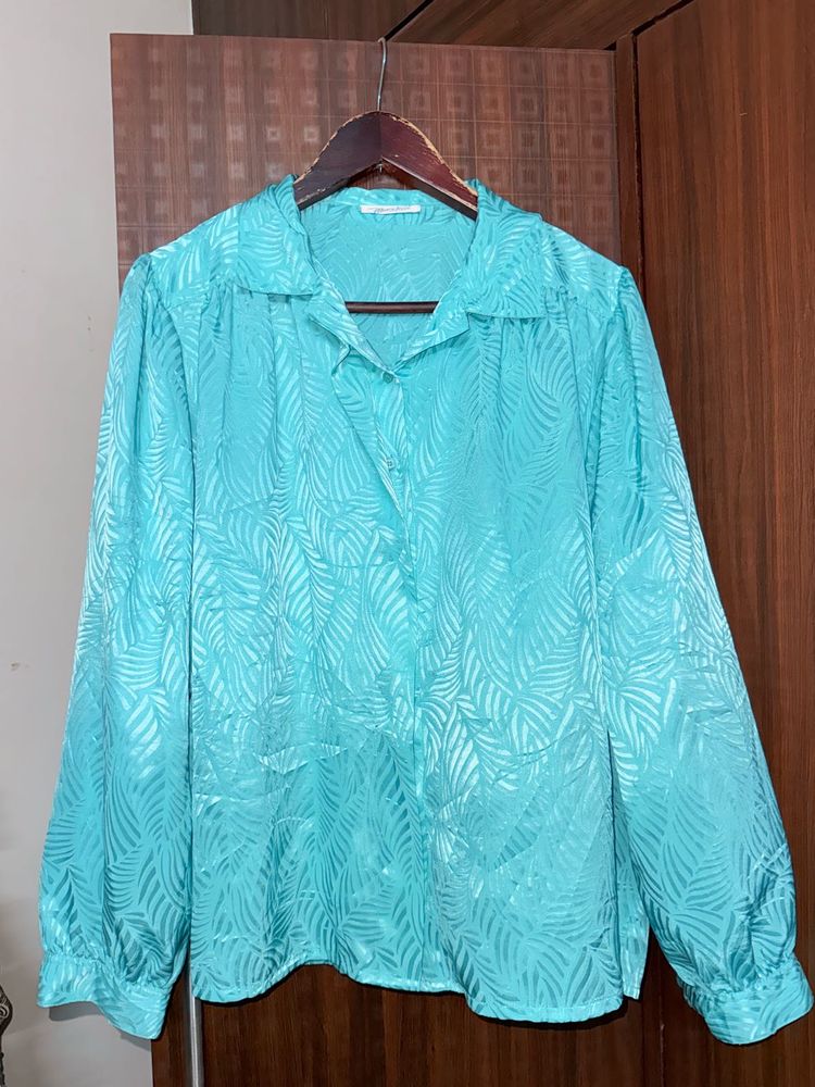 Elegant Teal Leaf Print Shirt🩵