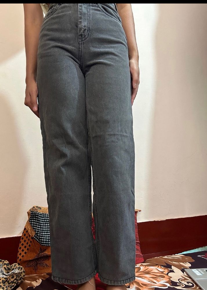 Off Duty Grey Jeans