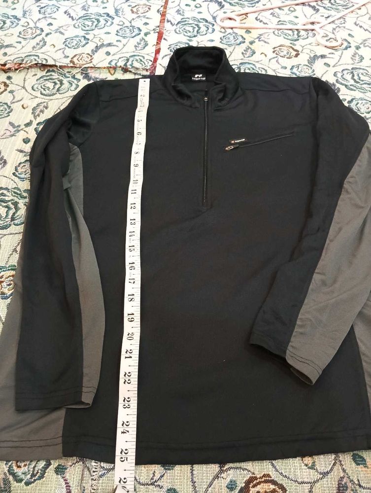 Hope Hill men’s zip front Tshirt