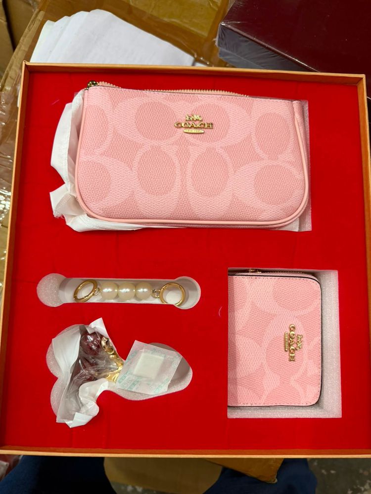 Coach Pink Signature Wallet Set