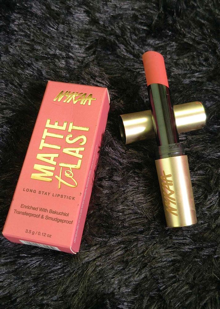 Nykaa Matte to Last Lipstick