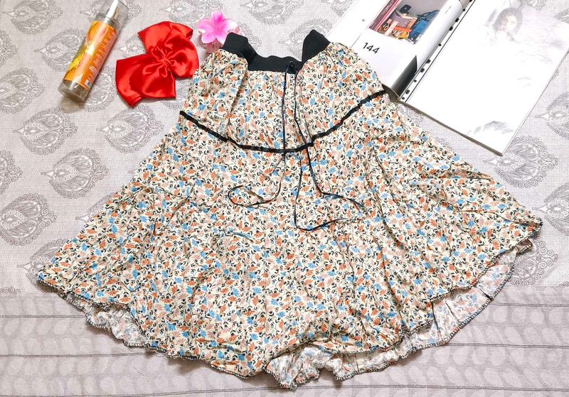 Floral Tiered Mini Skirt
