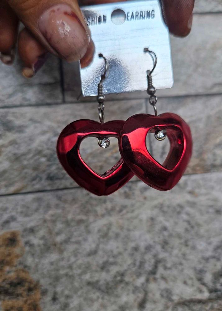 Sparkling Red Heart Earrings