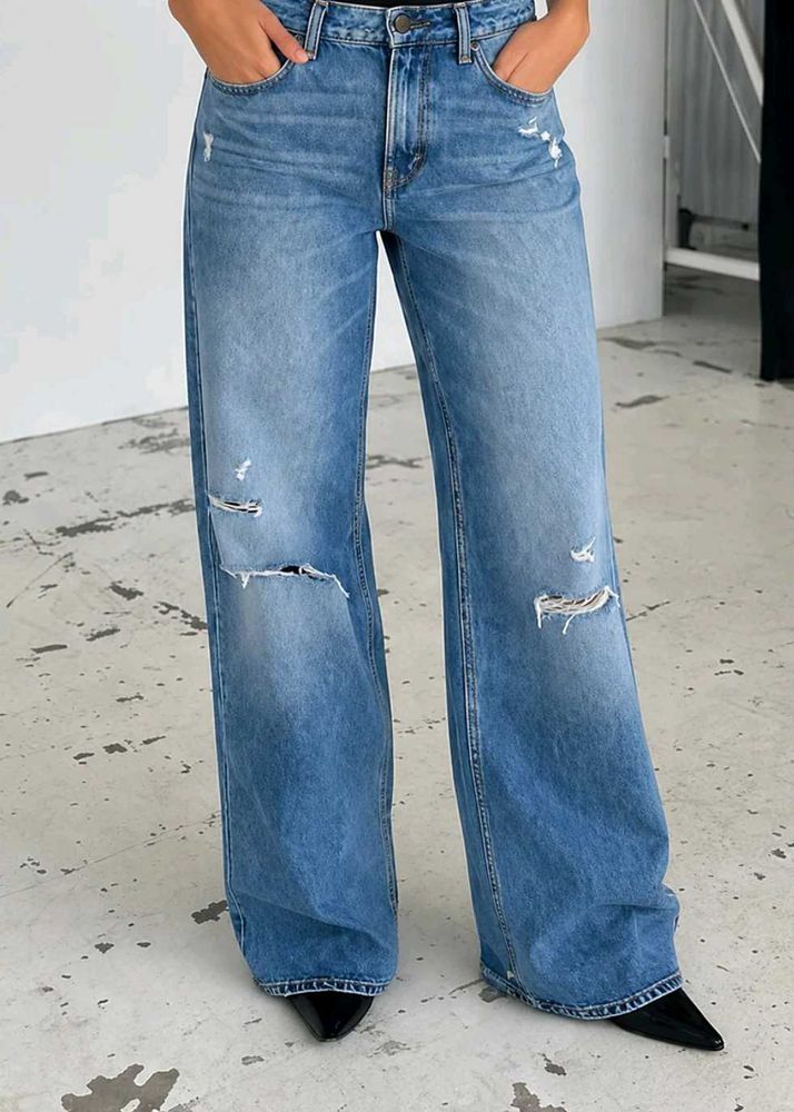 Distressed Wide Leg Jeans