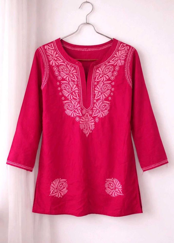 🪔🦢🪞Vibrant Pink Embroidered Kurta🪔🦢🪞