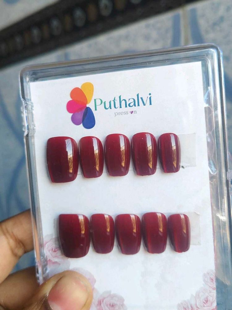 Press On Nails - Burgundy cat eye