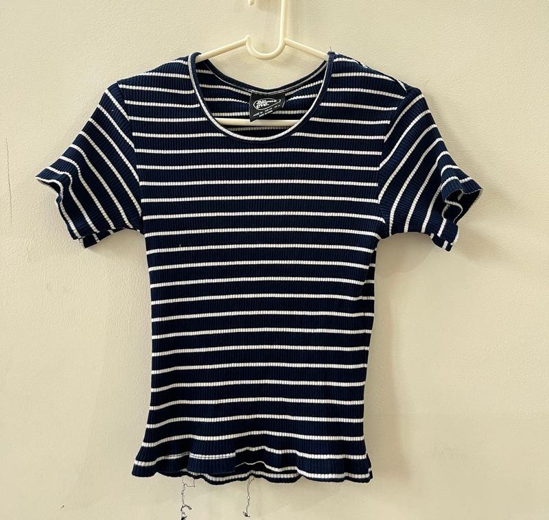 Navy Blue &amp; White Striped Ribbed T-Shirt 🤍💙