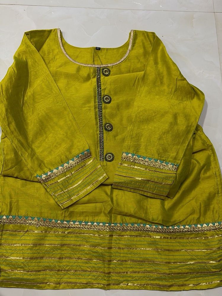 Beautiful Green Kurta with Embellishments