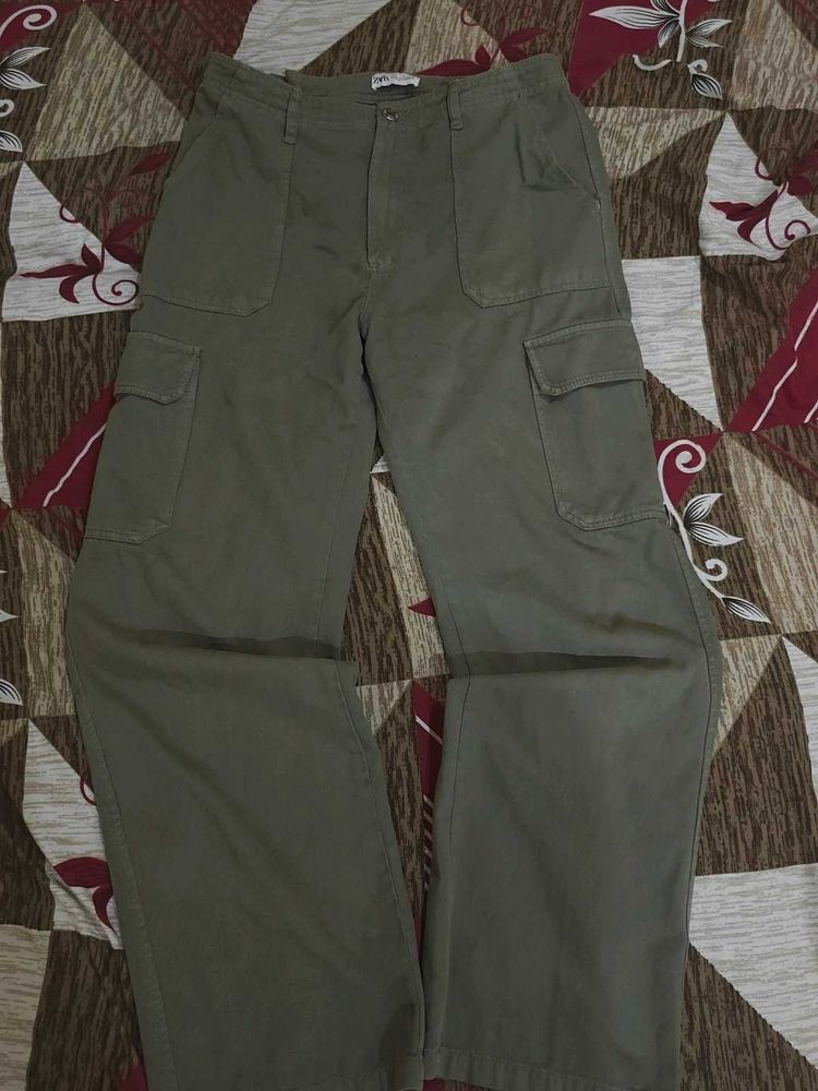ZARA Green Cargo Pants