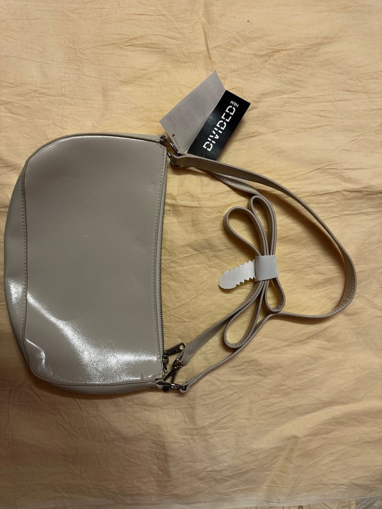 H&amp;M Cream Sling Bag