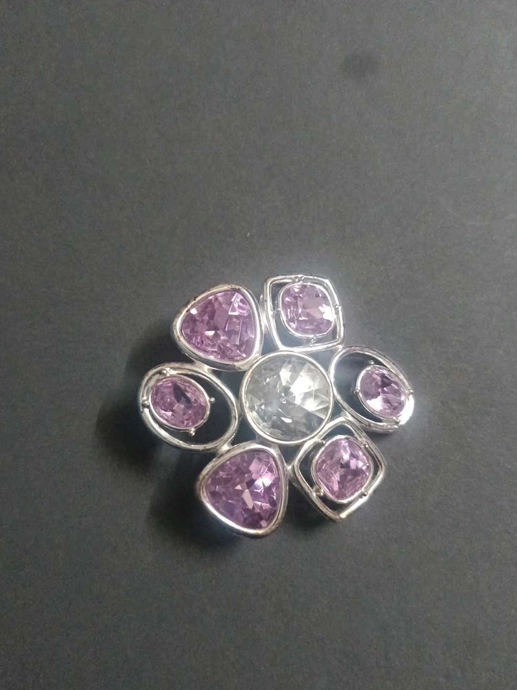 Exquisite Floral Crystal Brooch Pin