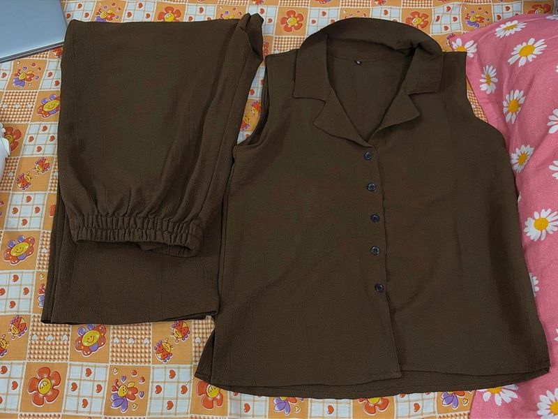 Stylish Sleeveless Top &amp; Pants Set