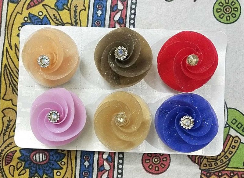 Flower Saree Pin Set