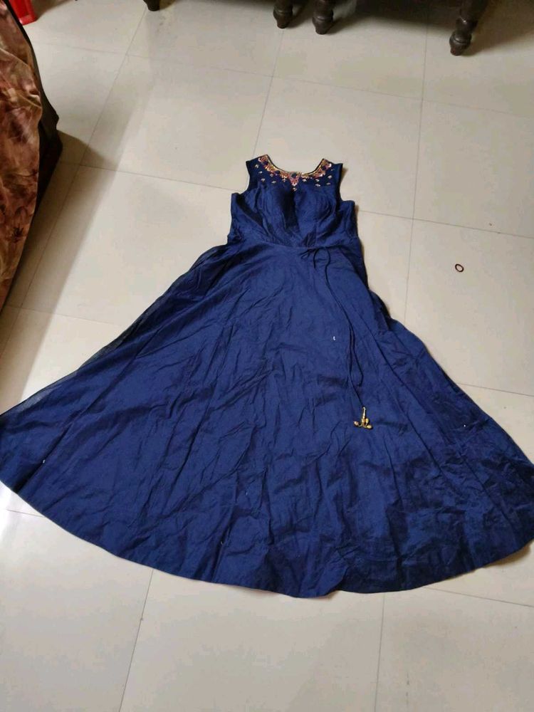 Elegant Navy Blue Ethnic Gown