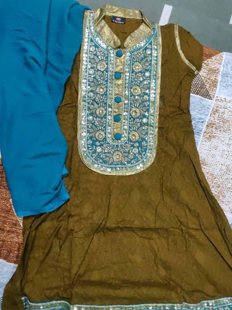 Embellished Indian Kurti