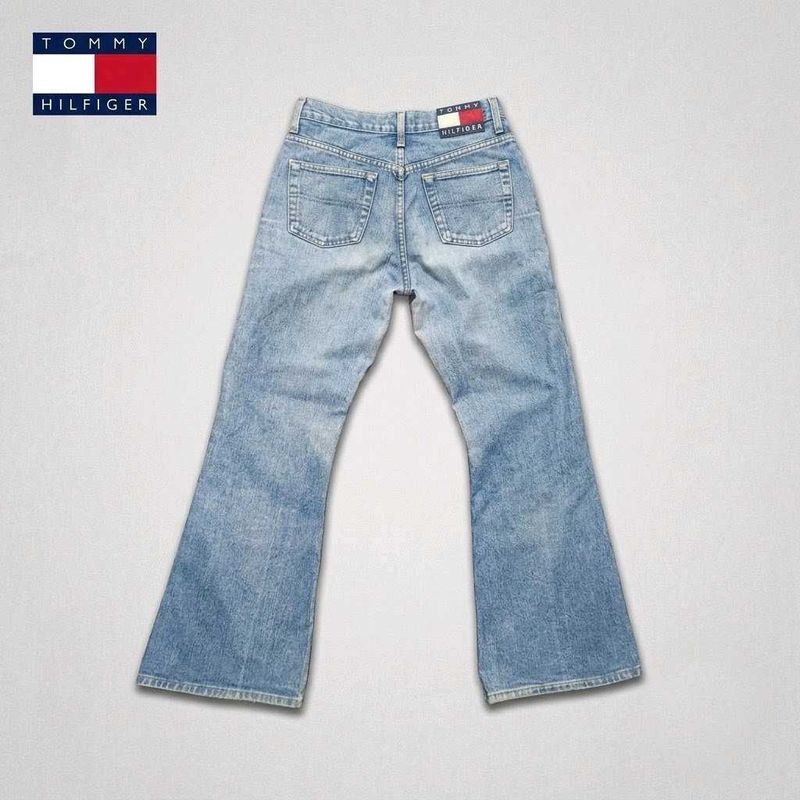 Tommy Jeans Flared / Bell-Bottom (Light Blue Wash)