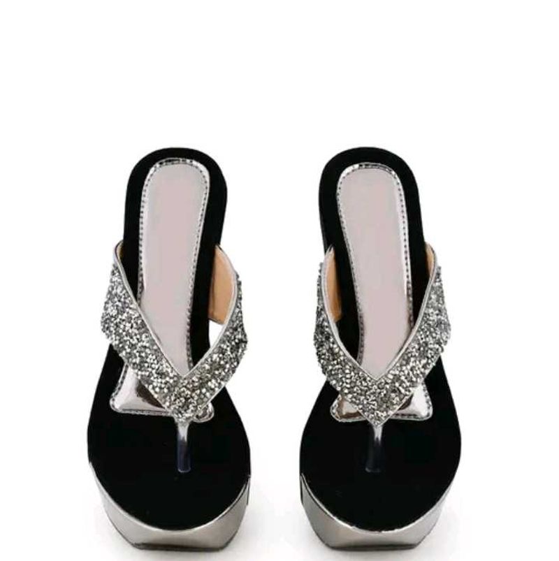 Sparkly Wedge Flip Flop Sandals Size 5 to 6