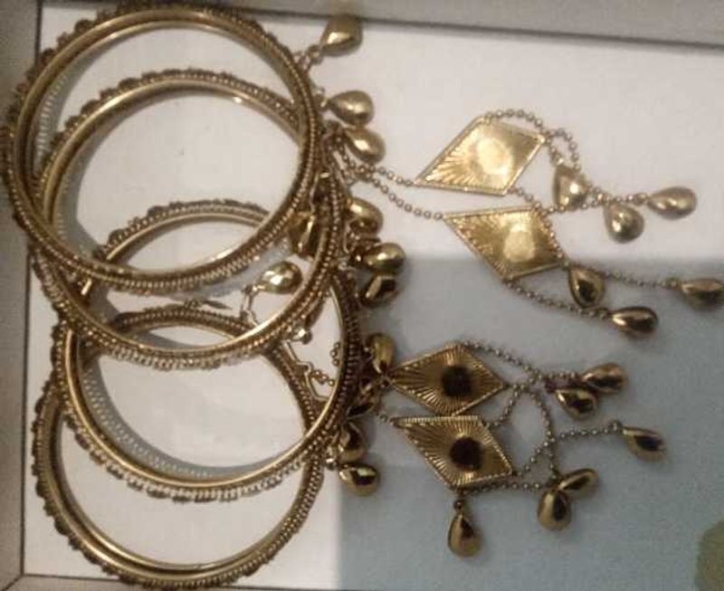 Golden Dangling Bangle Set