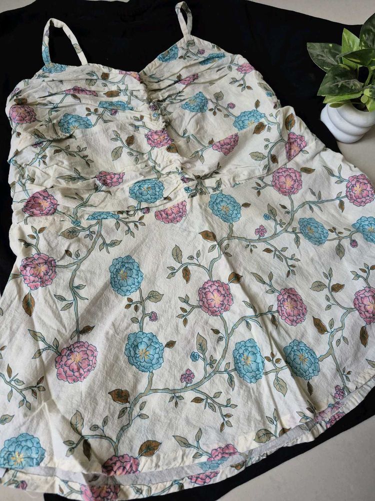 Chic Floral Print Camisole Top
