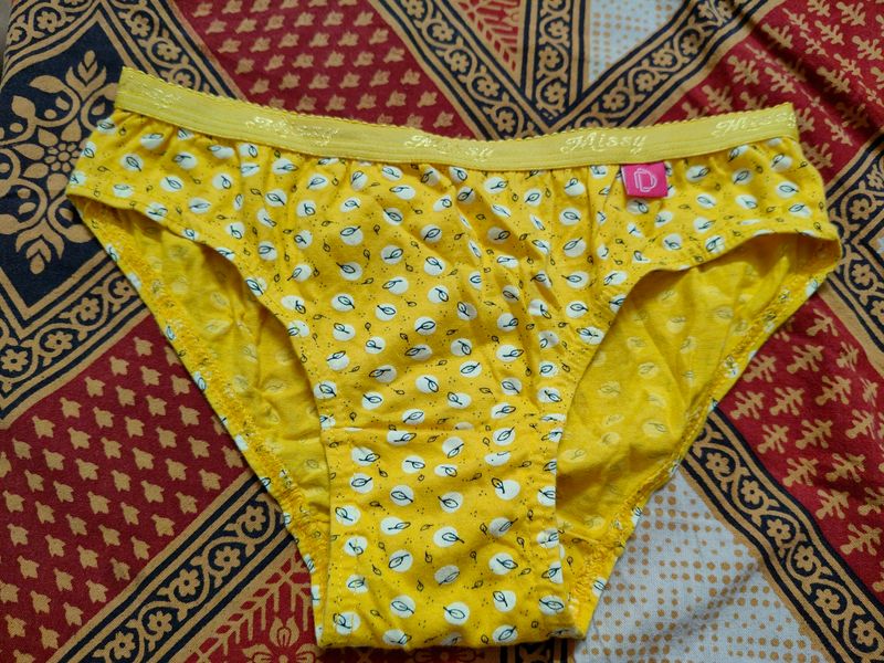 Women Assorted Deep Color Printed Brief