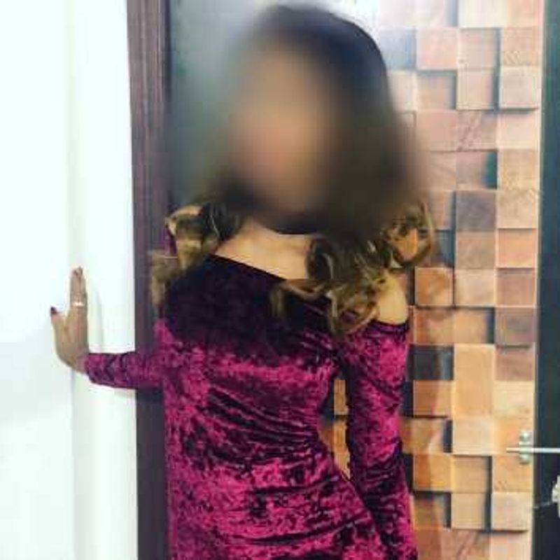 Magenta velvet bodycon dress