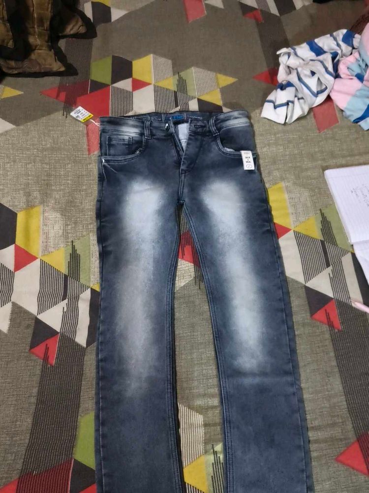 Stylish Washed Denim Jeans