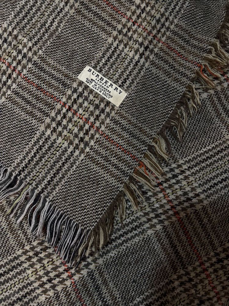 Burberry checkered Shawl