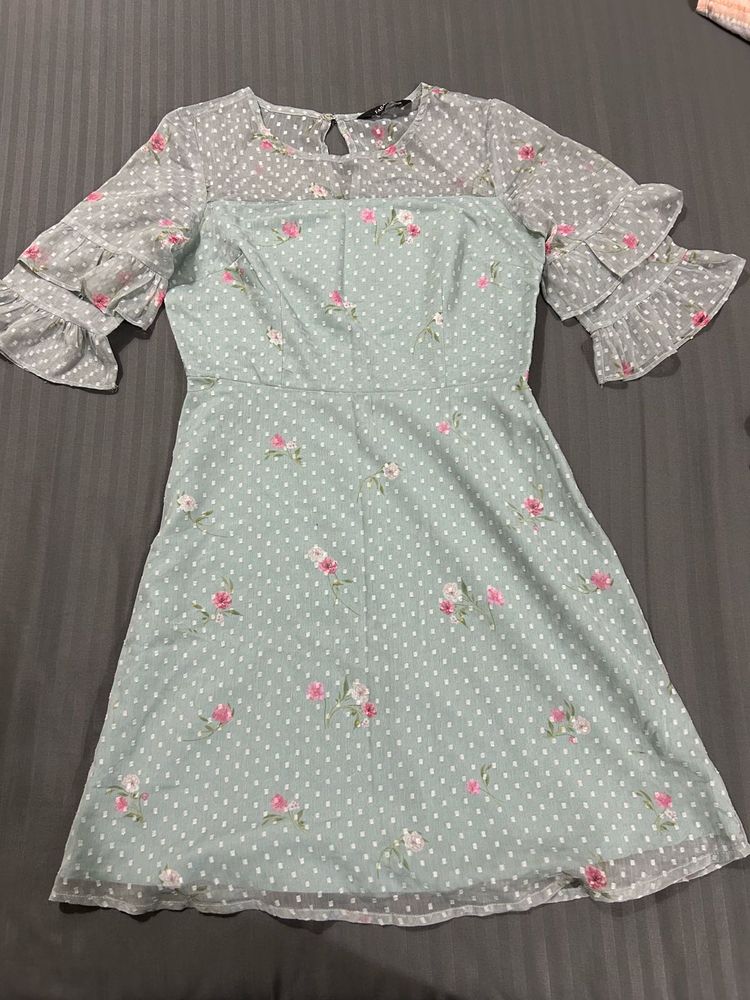 Charming Floral Print Dress