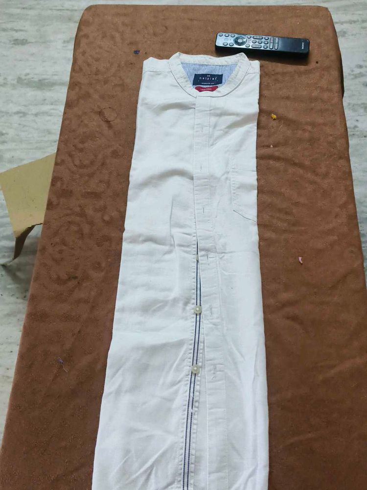 bundle of 2shirts