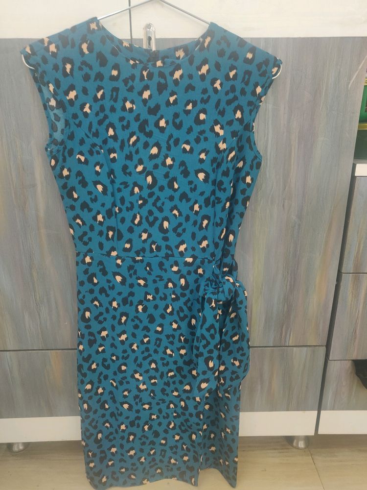 Dorothy Perkins Blue Animal Print Sheath Dress