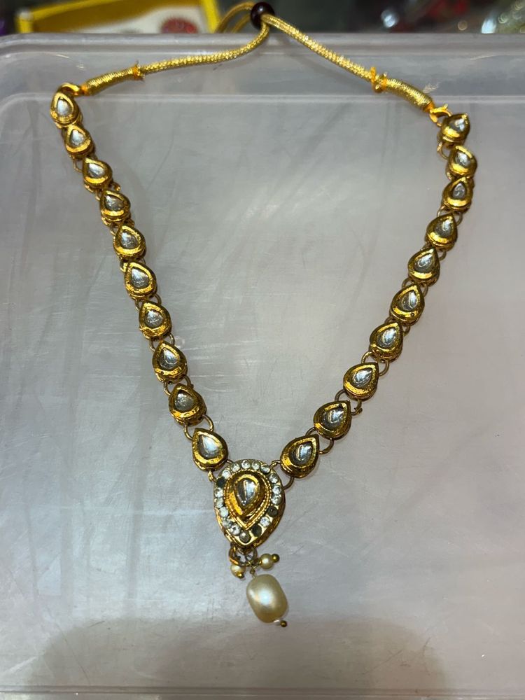 Exquisite Kundan &amp; Pearl Necklace