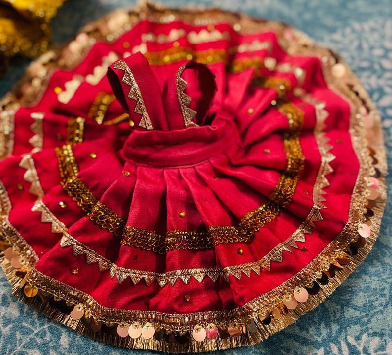 Beautiful Red &amp; Gold laddu Gopal Dress
