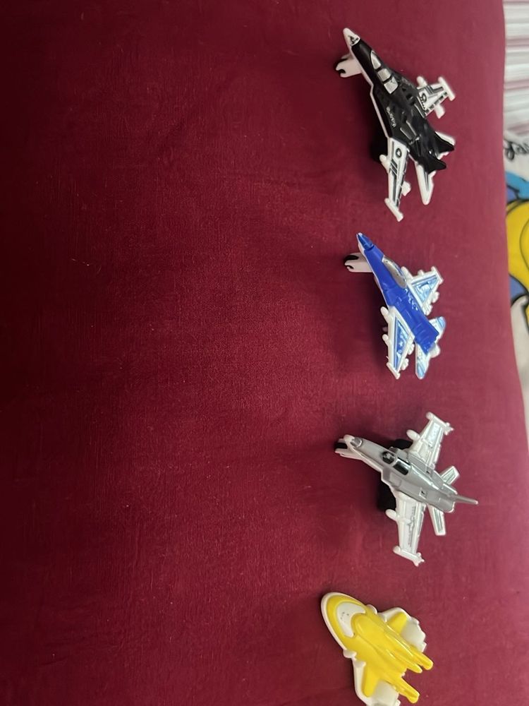 Set of 4 Toy Fighter Jets